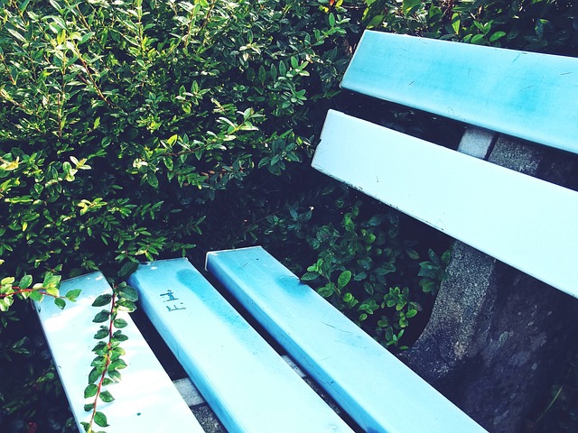 略显低迷 略显低迷